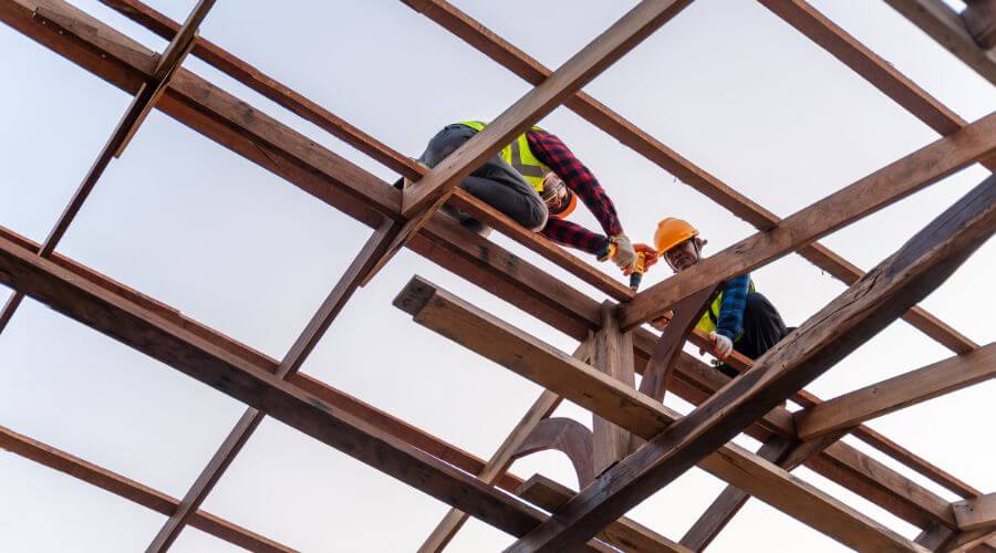 Professional gutter cleaning services in Buhler, KS